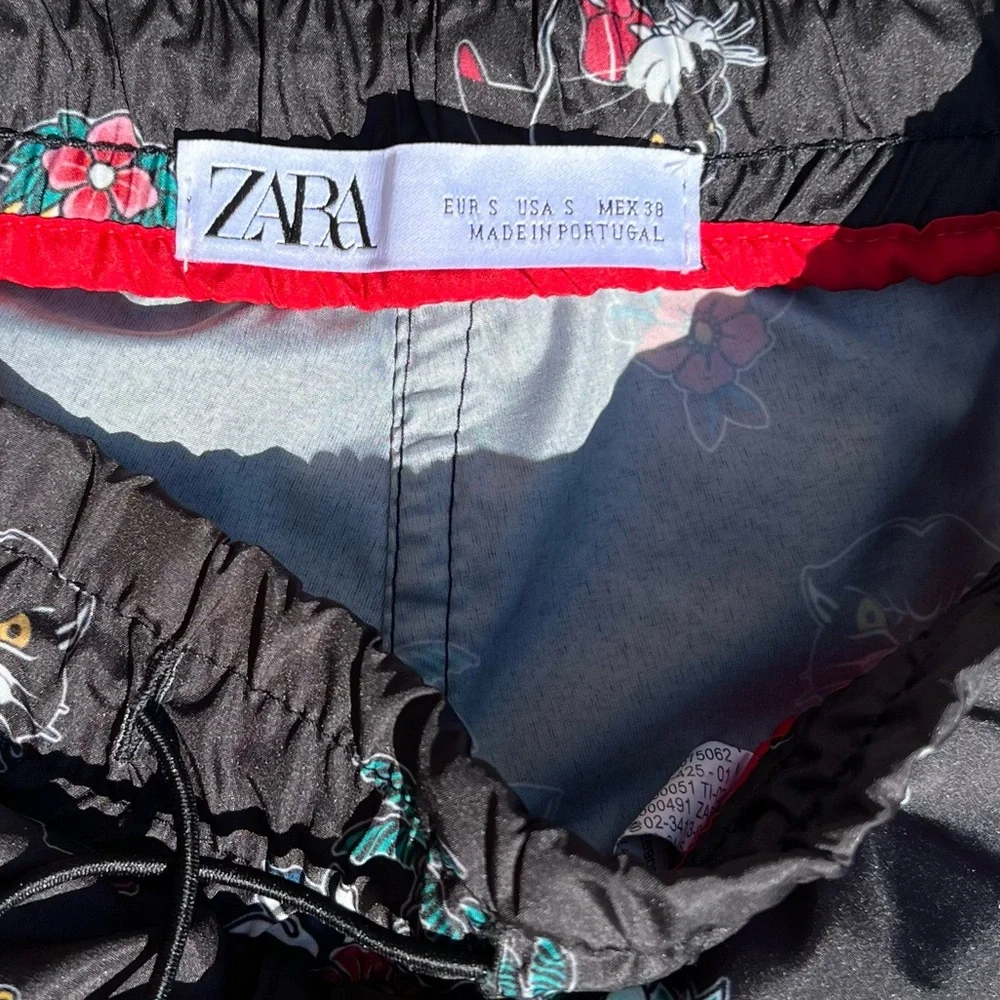 - Zara Sz S Tiger Pineapple Floral Print Board Shorts! EUC!